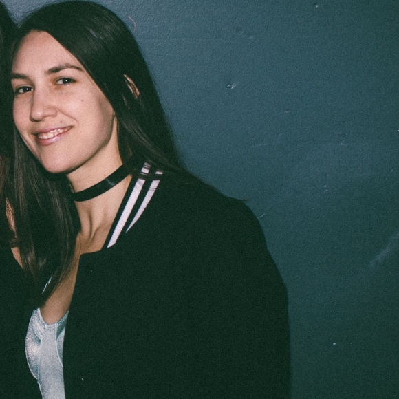 Meet the Posher - Picture 1 of 4